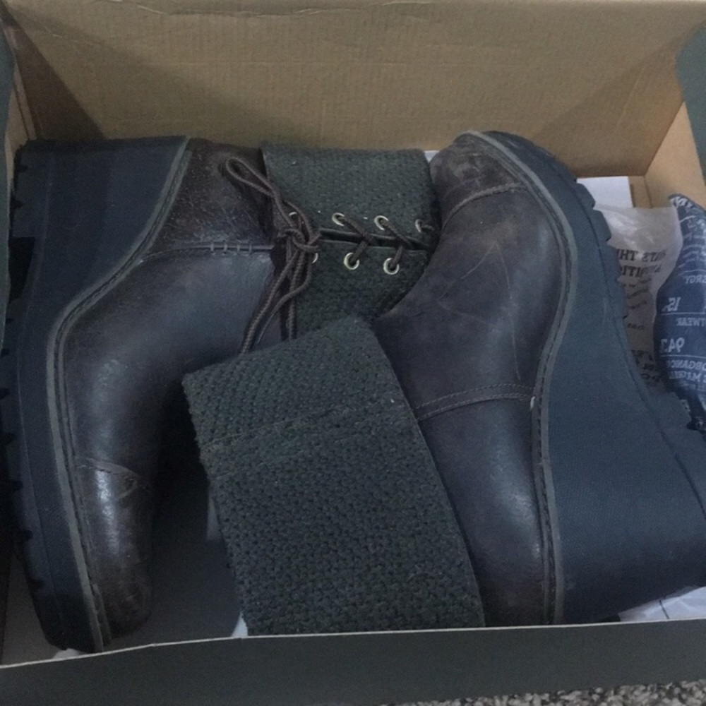 EUC Timberland wedge Brown and olive Green